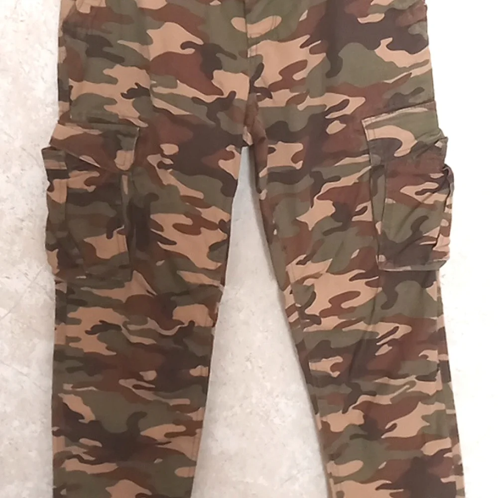 NWT Gap Kids Army Fatigue Cargo pants- size 14